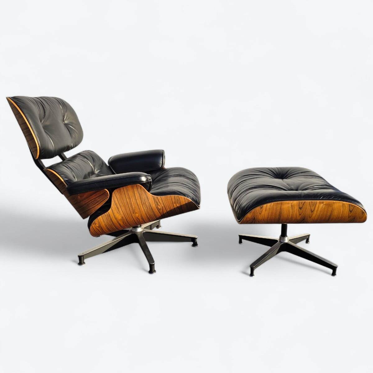 Black & Rosewood Herman Miller Original Eames Lounge Chair & Ottoman