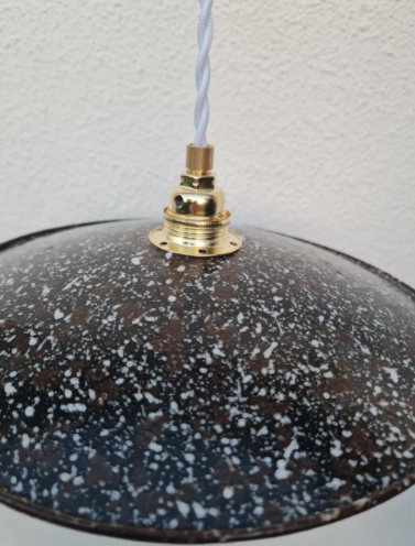 Enamelled sheet metal suspension 1950