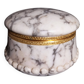 Large Bonbonnière / Pot in White Marble with Gold Finishes