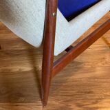 Sofa set, plus 2 Scandinavian armchairs