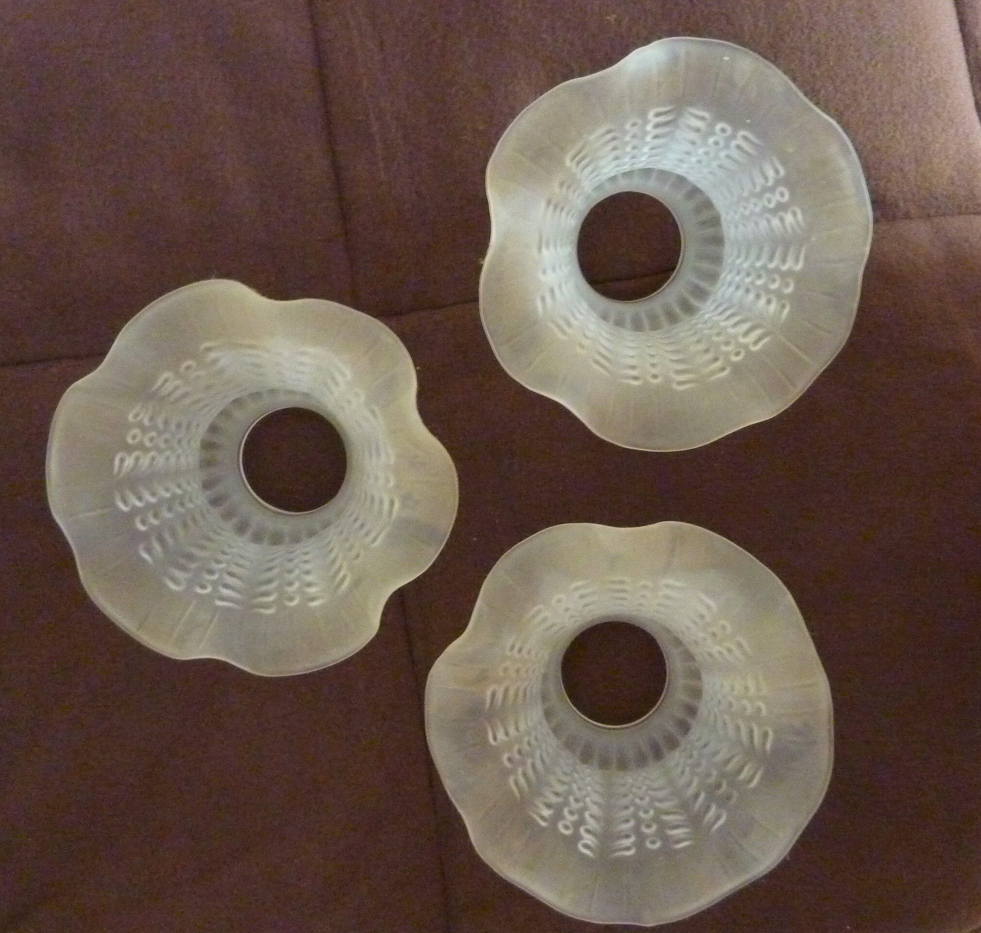 6 old vintage globes tulip shape frosted white glass