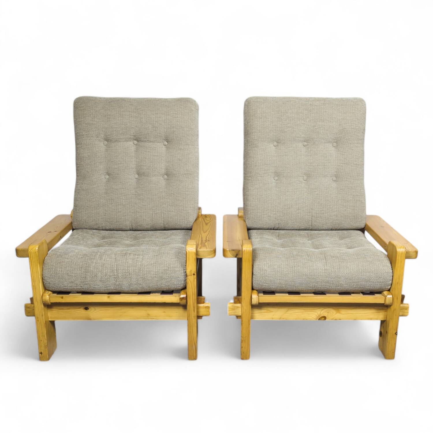 Paire de fauteuils "Dymling" par Yngve Ekström pour Swedese