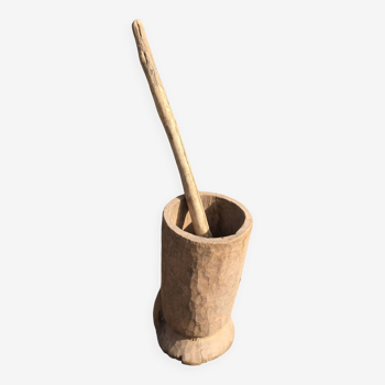 ANCIENT AFRICAN WOODEN MORTAR AND PESTLE 2