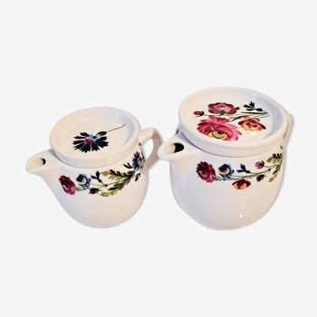 Teapots porcelain coffee makers from Paris