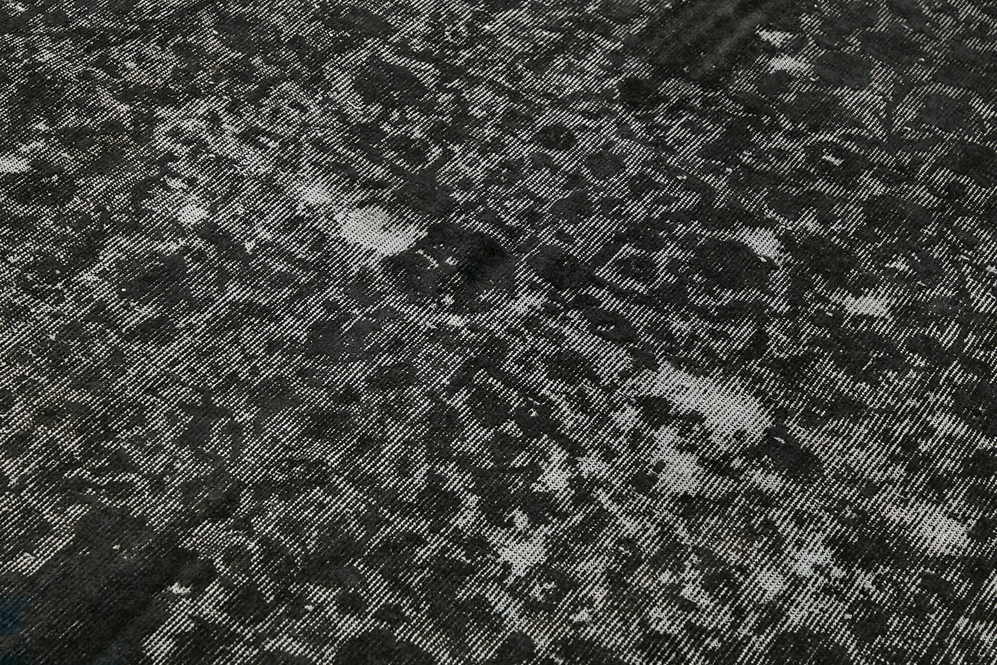 Handwoven Unique Turkish 1980s 165 cm x 267 cm Black Rug