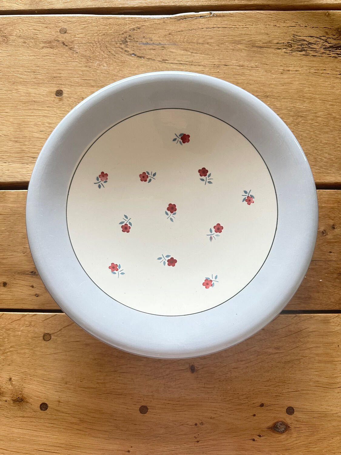Vintage flower plate