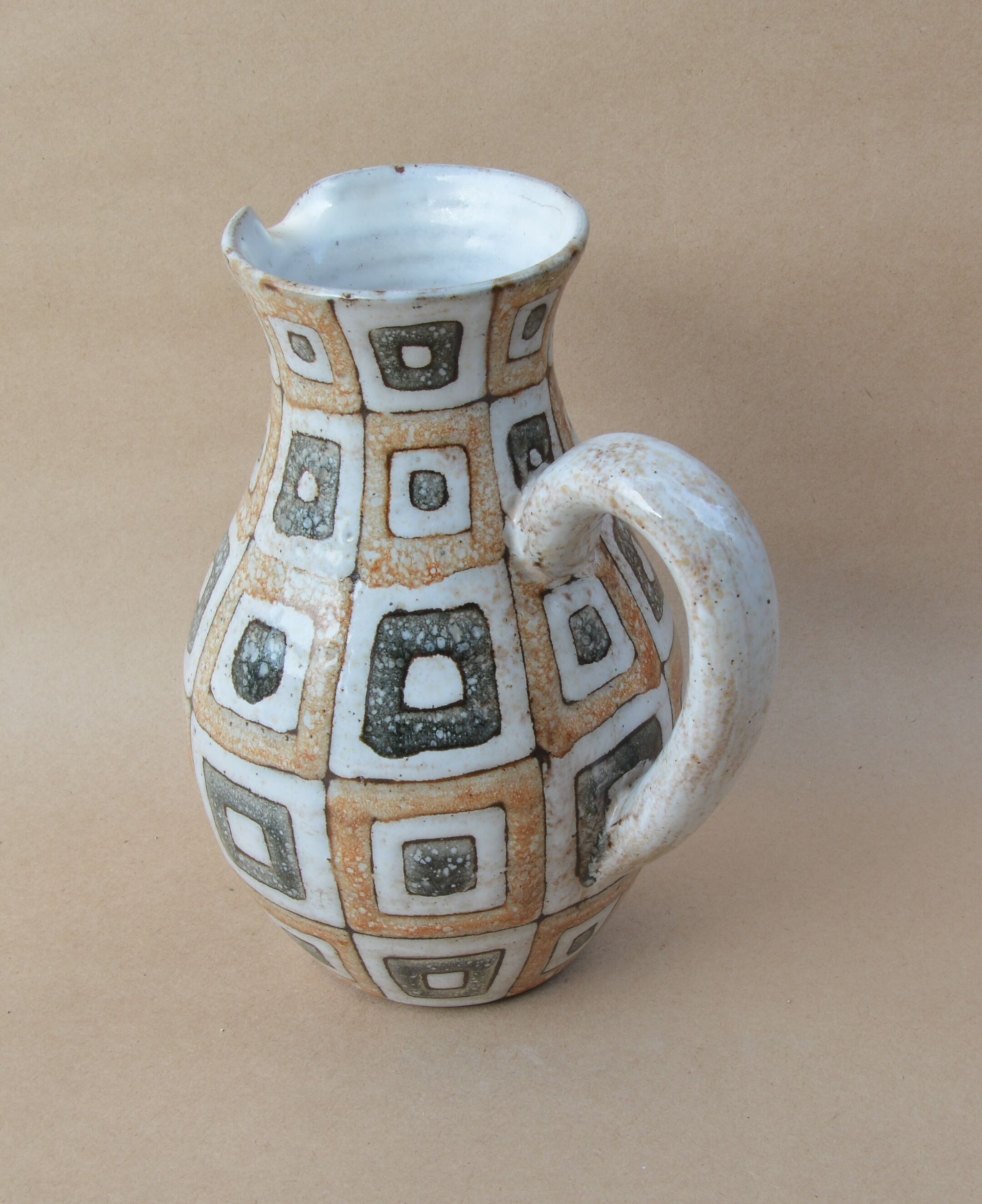 Pitcher with geometric decoration of Jean-Claude Malarmey