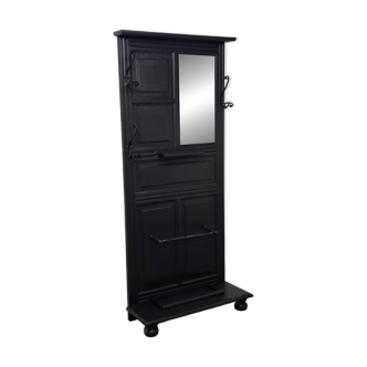 Entrance hall from around 1930 repainted