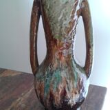 Vintage vase with 2 handles