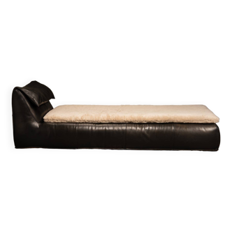 LE Bambole daybed - Mario Bellini for B&B Italia