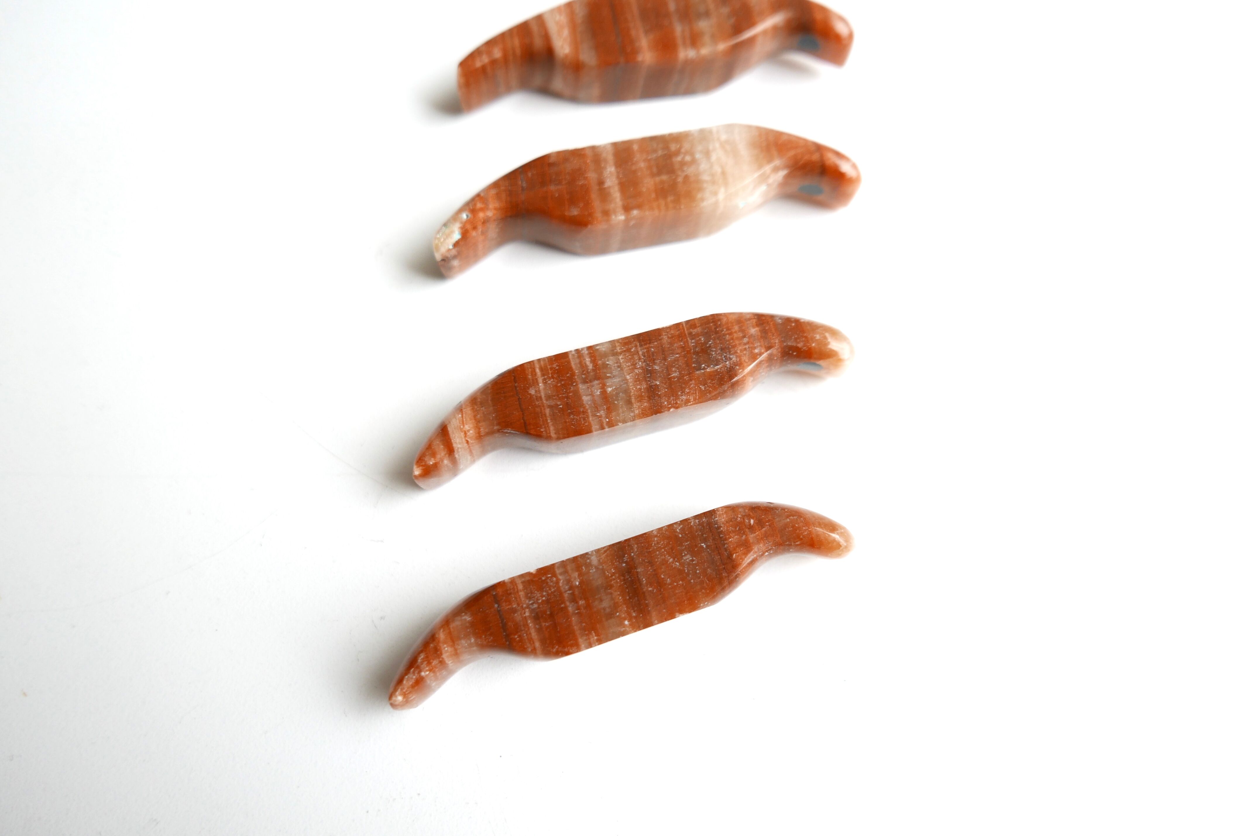 Set of 10 door knives "birds" in albatre, 60s