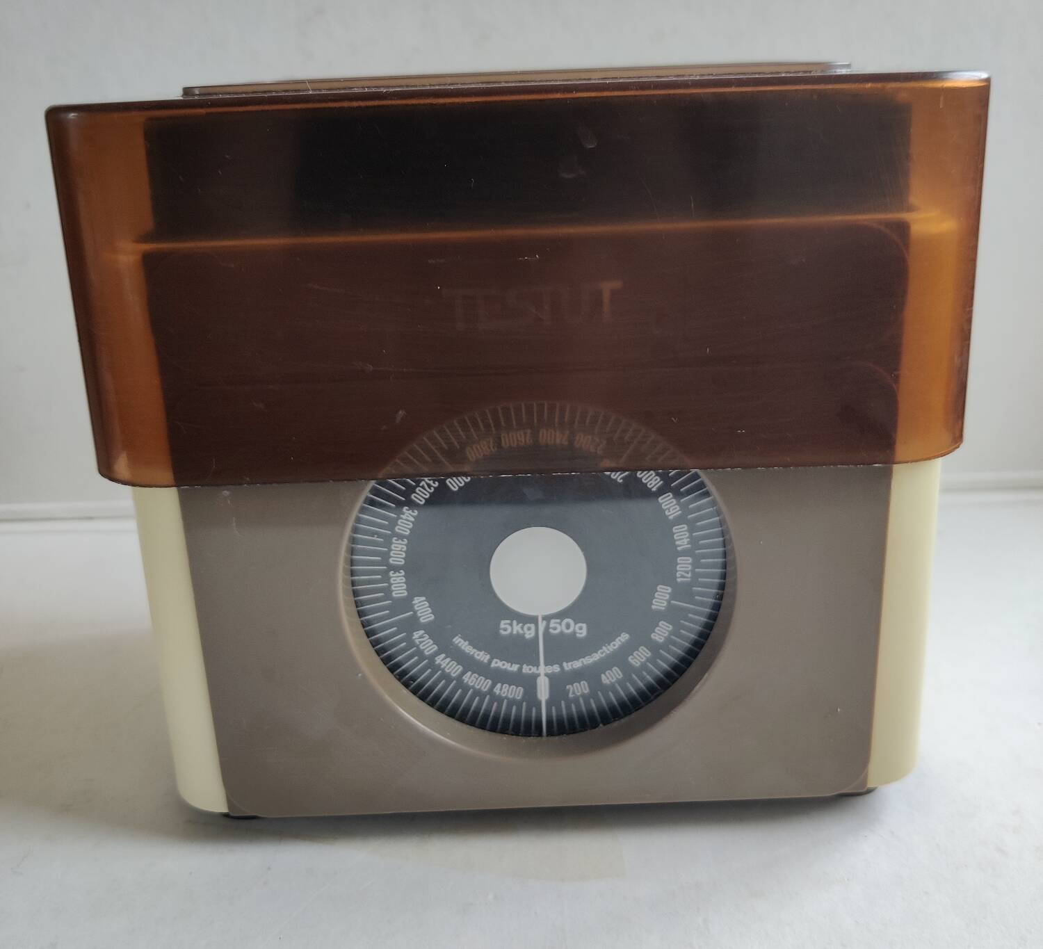 Beige testut scale 5 kg 70's