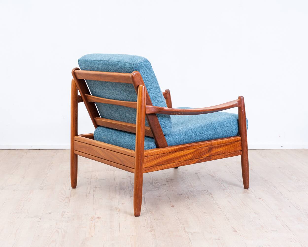 Fauteuil Teak années 60 Bleu