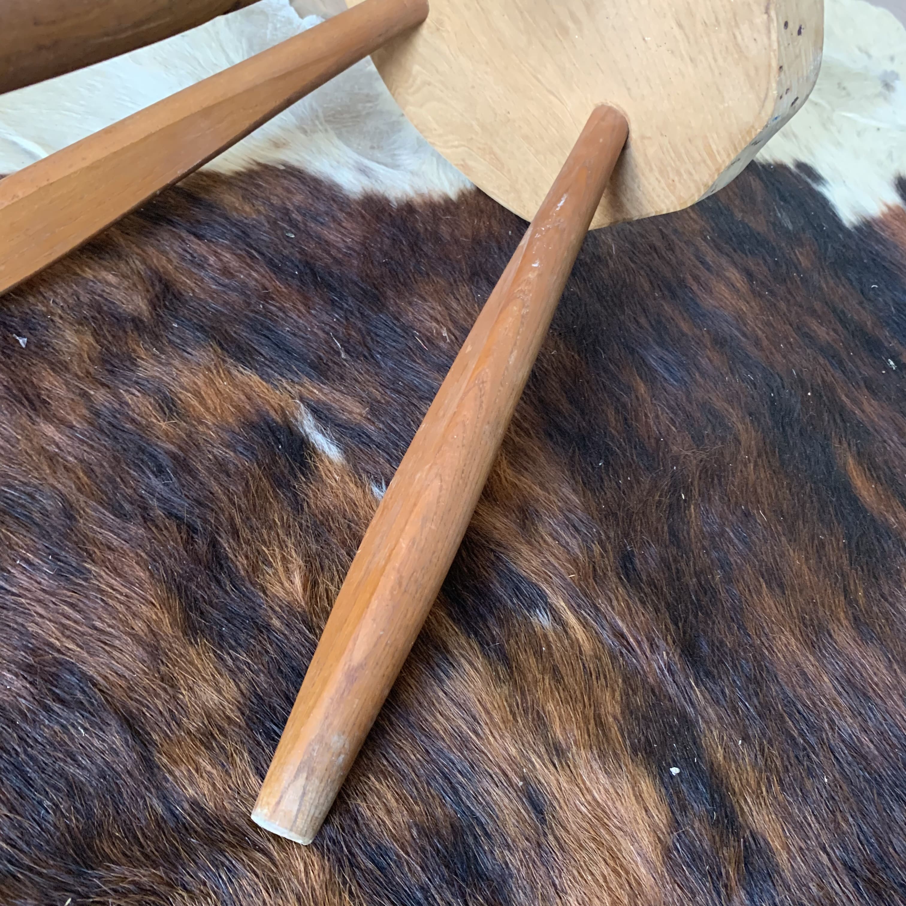 Tabouret tripode