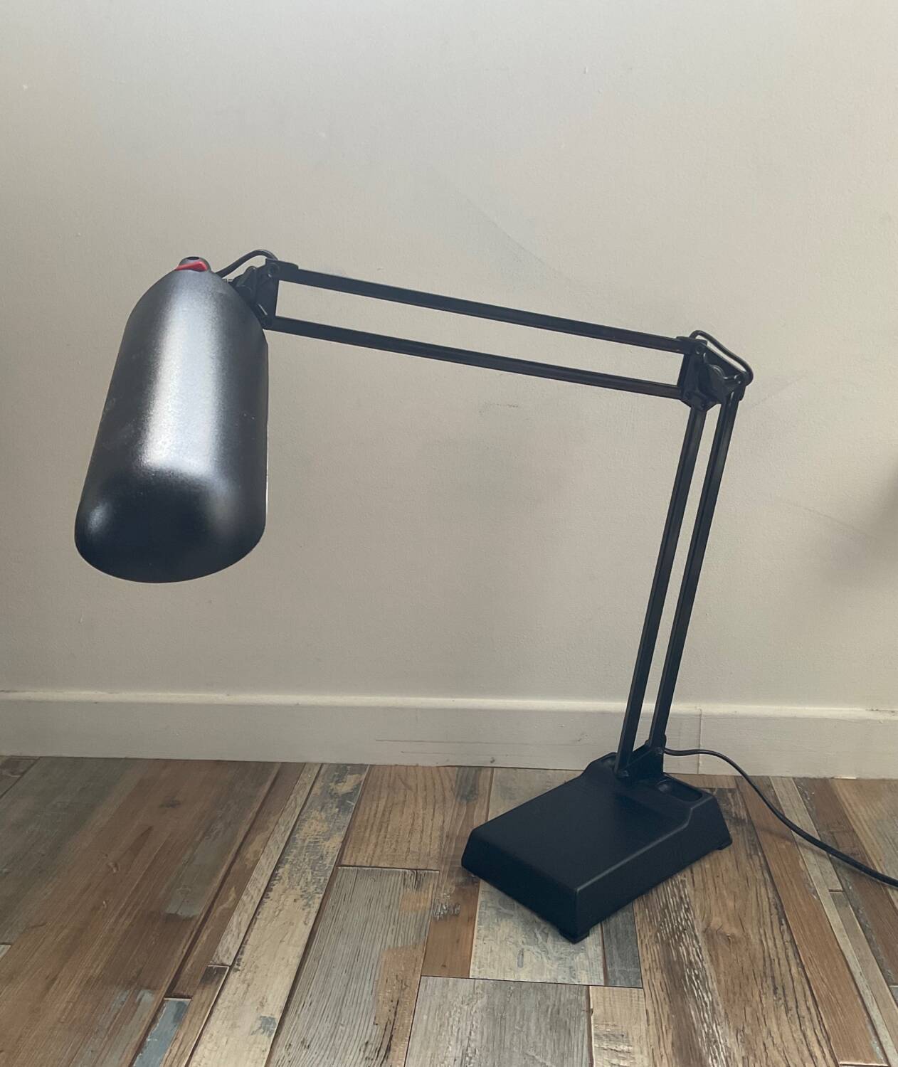Lampe d’atelier articulée des années 80