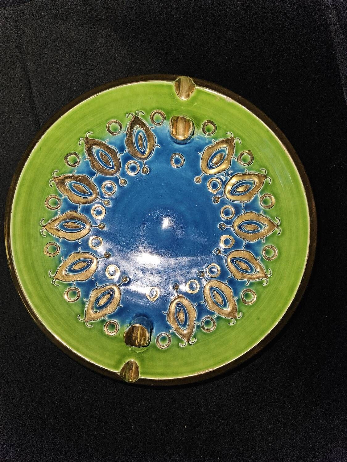 Vintage Bitossi ashtray 1950-1960  
A decorative piece of good size, t