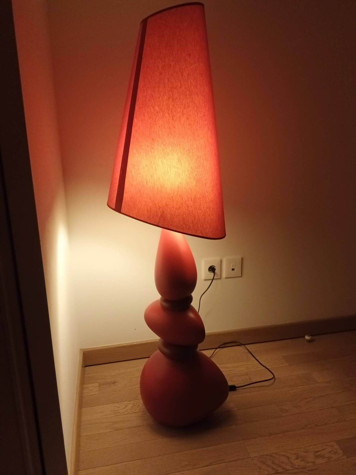 Lamp / luminaire retro 1970s style red