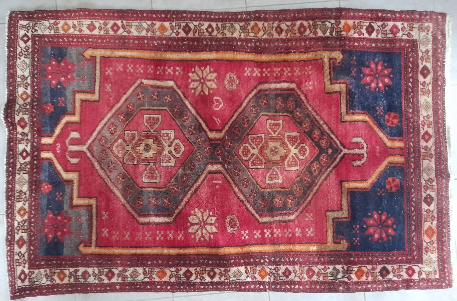 Large Gashgai carpet
