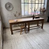 Table de ferme, drapière en noyer, 1900
