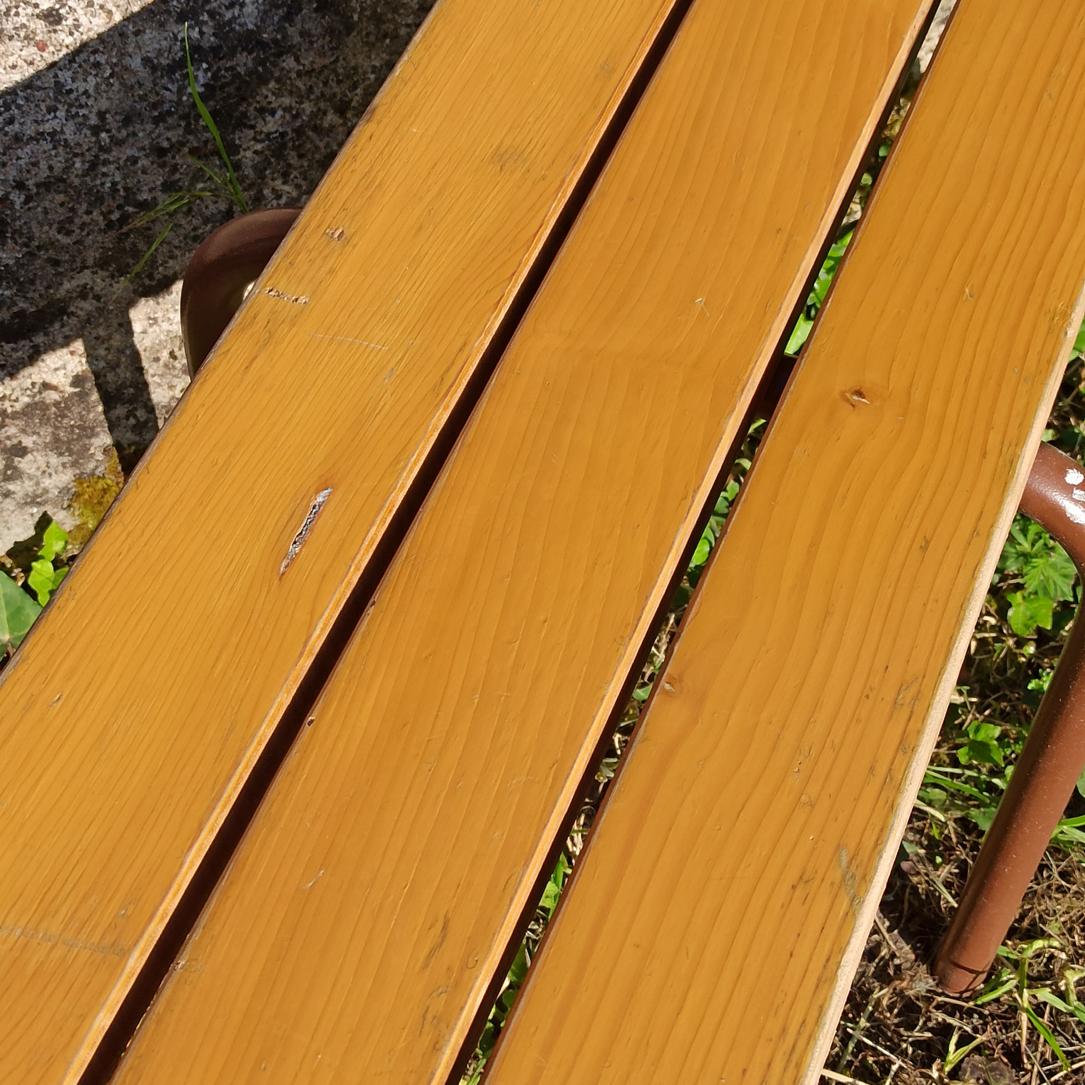 School bench 2 meters