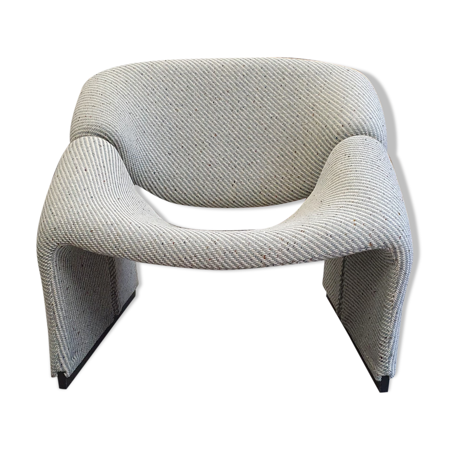 Pierre Paulin groovy chair made by Artifort