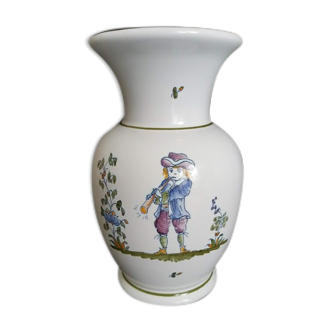 Vase bondil de moustiers decor "grotesque"