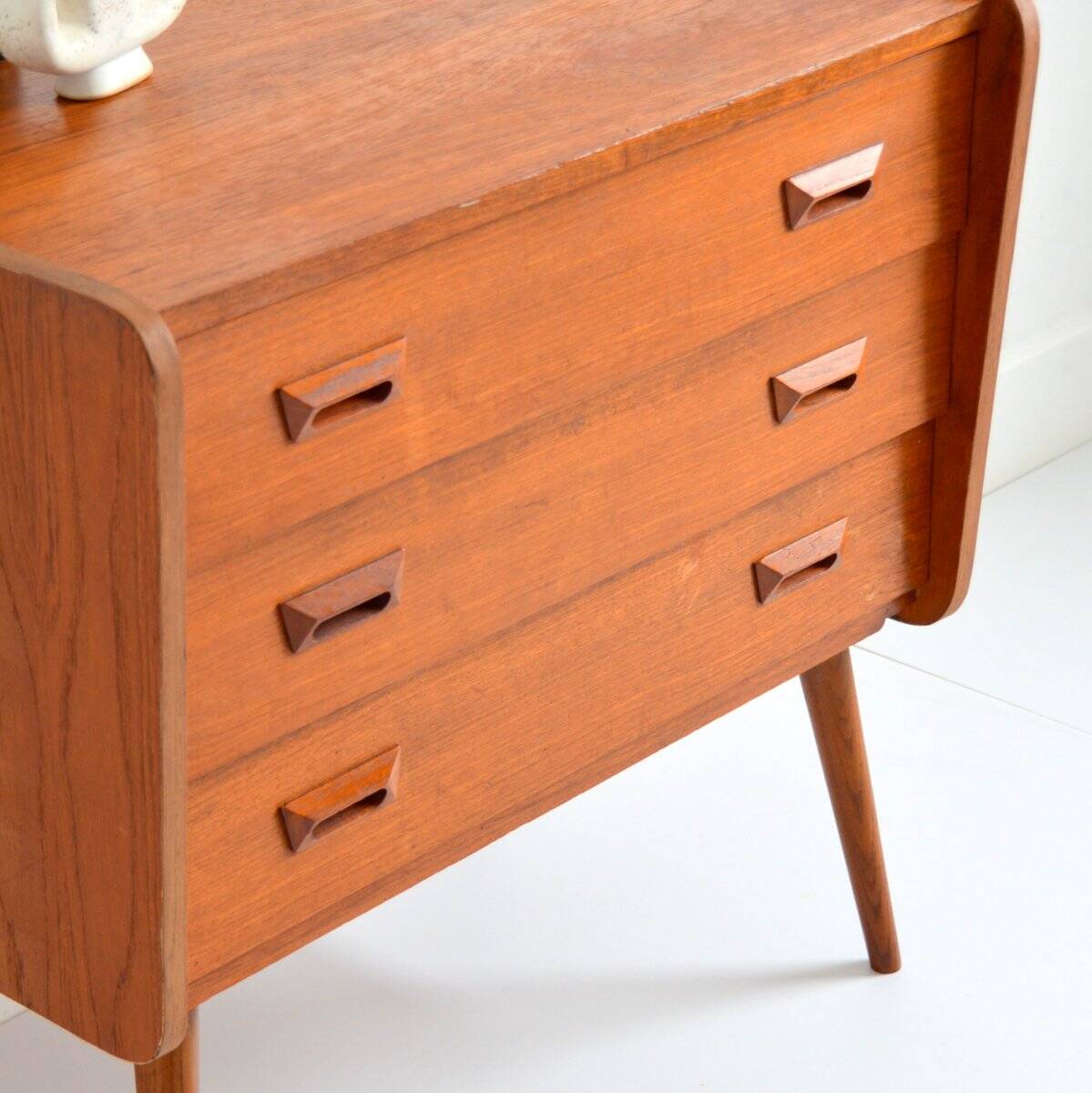 Scandinavian / Danish teak chest of drawers 1960s