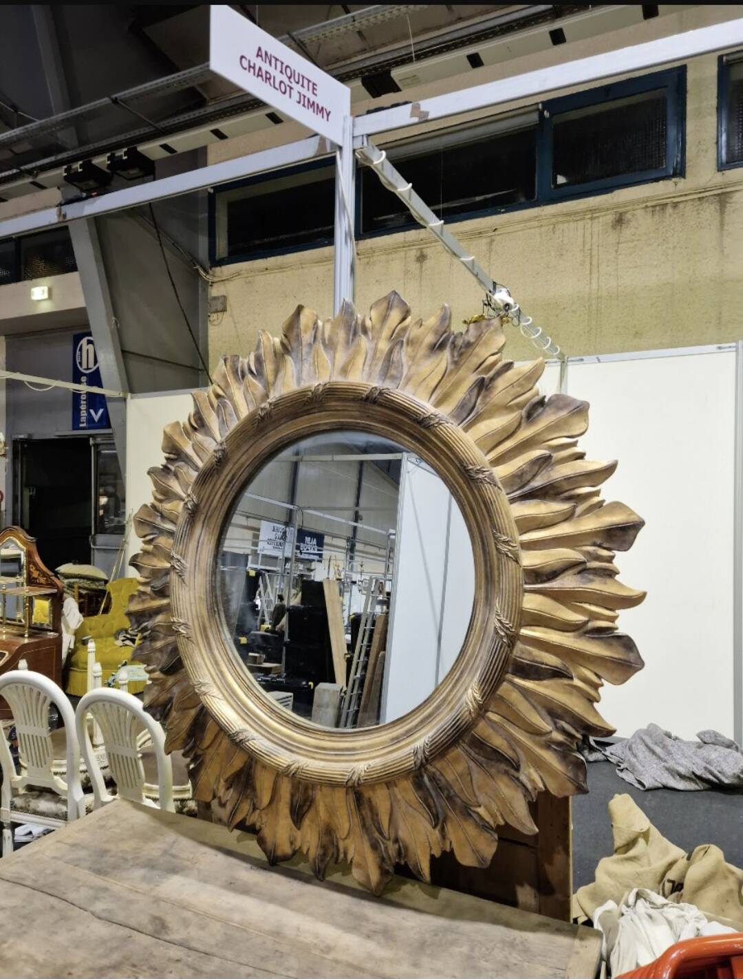 Vintage Italian sun mirror from the 1970s, diameter 1.4m.