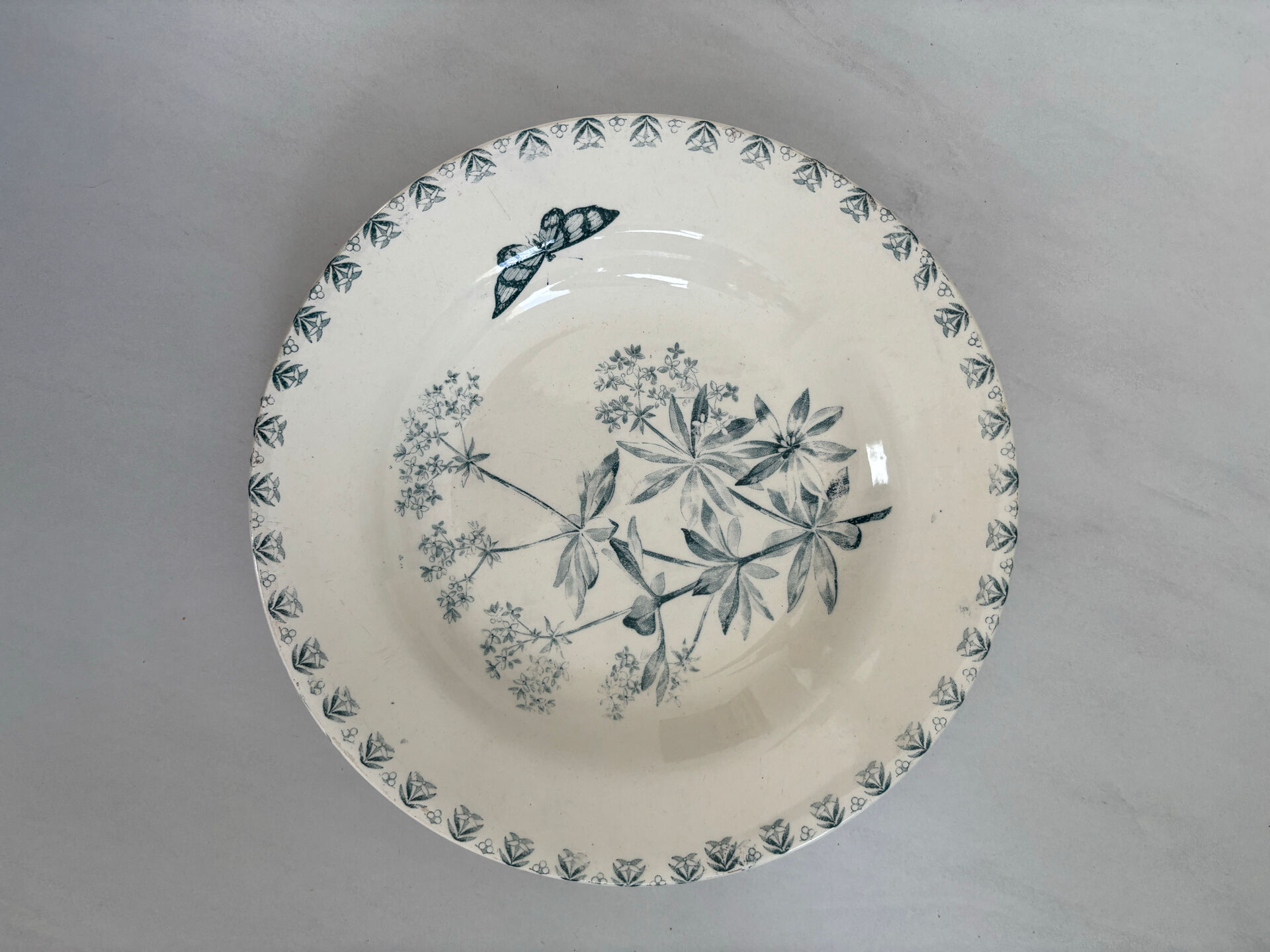 Shallow dish ironstone butterfly pattern Valius model