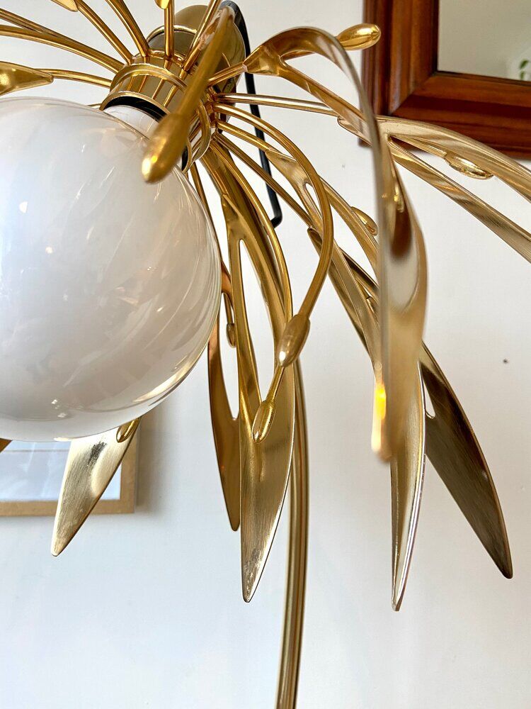 Gold metal flower lamppost