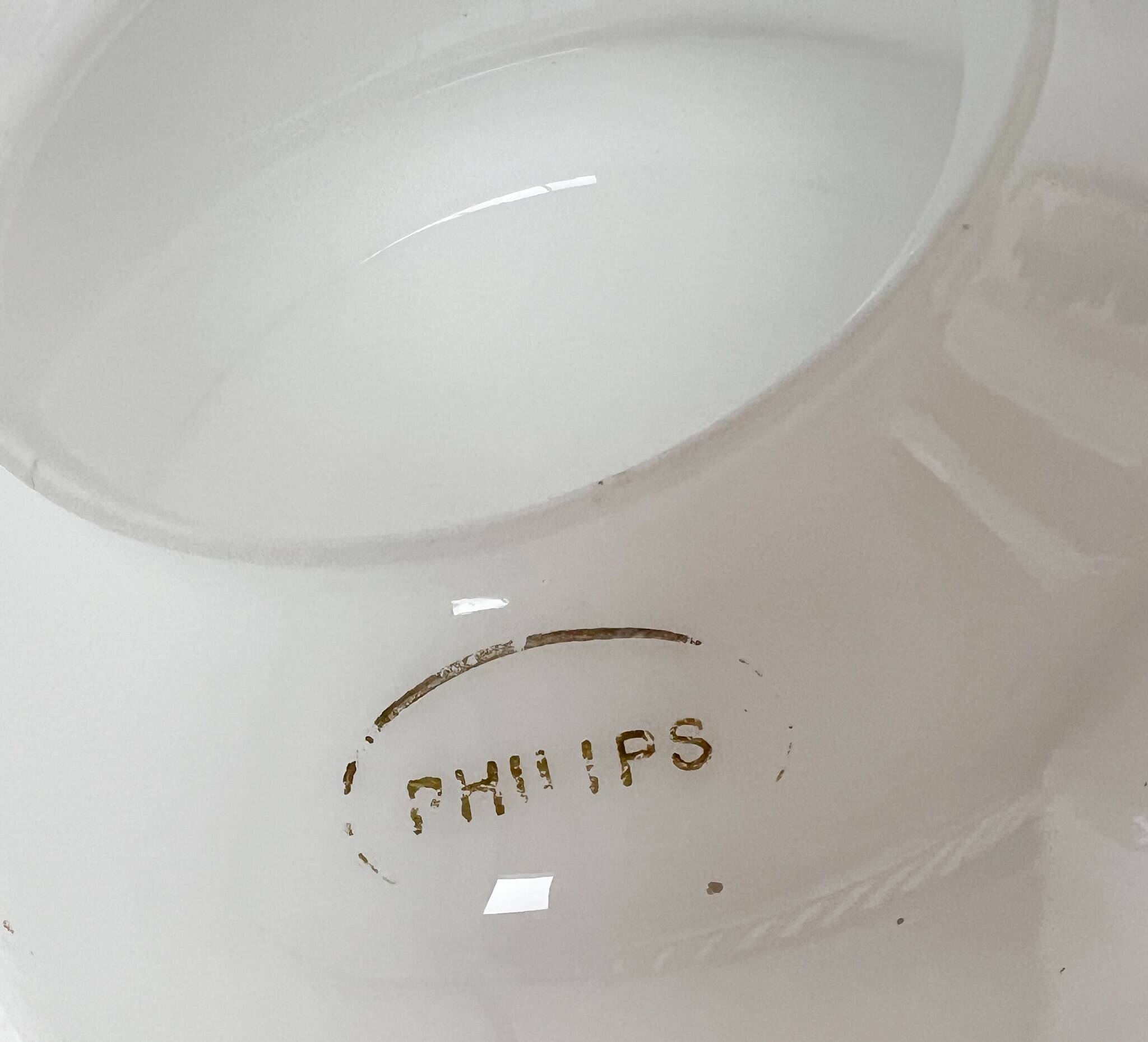 Plafonnier Philips en verre opale, années 1960