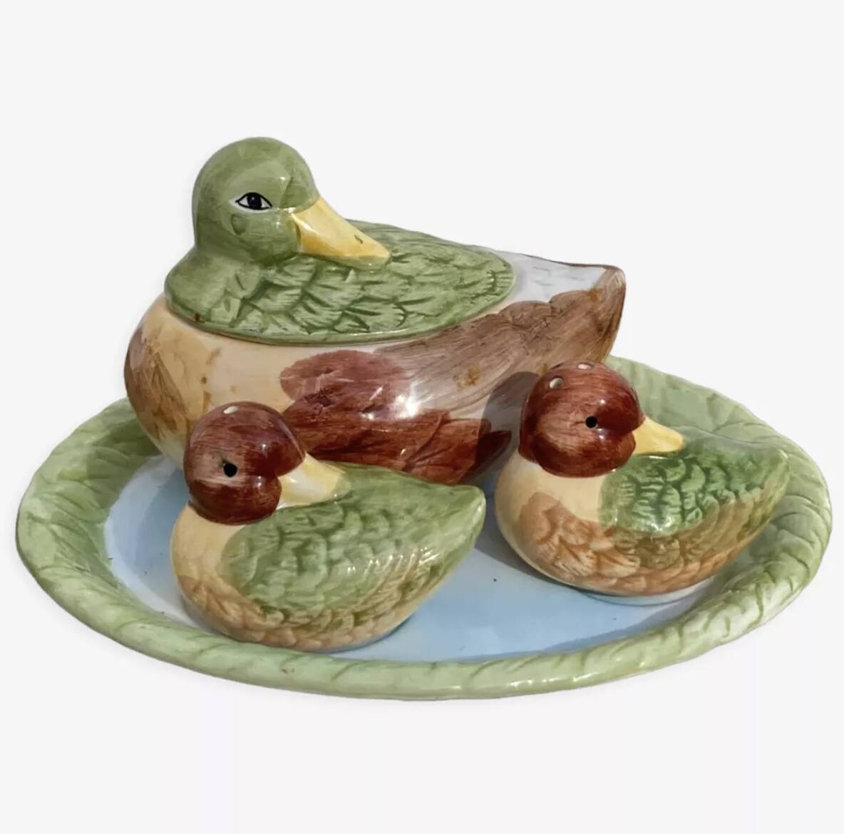 Ceramic salt and pepper shaker / condiment server