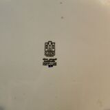 Dish of Gien of chamfered shape