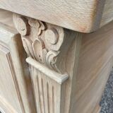 Bar / counter in raw wood