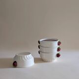 Set of 4 ceramic bowls with strawberry-shaped handles