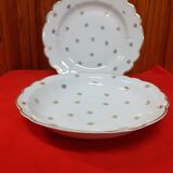 2 round dishes