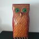 Umbrella holder in the shape of an owl in wood and wicker