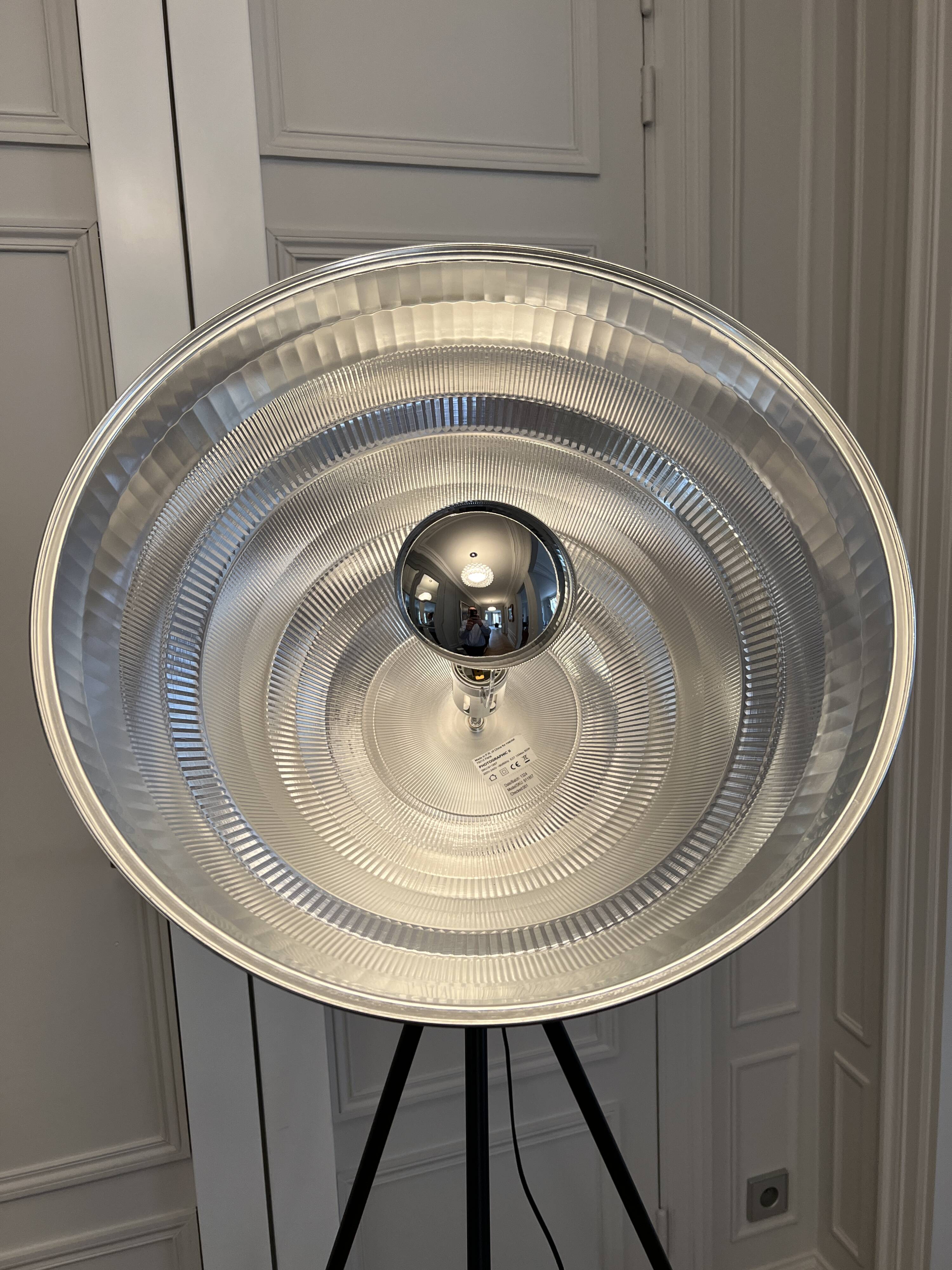 Photographic Giant floor lamp 168cm in black metal - Habitat