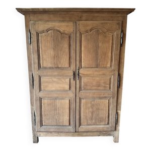 Armoire ancienne en chêne - massif