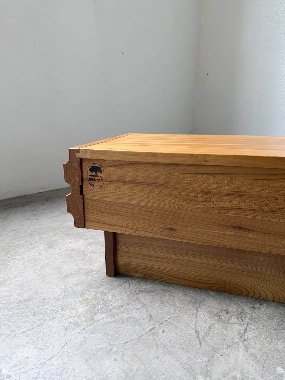 Paire de chevets en orme Maison Regain