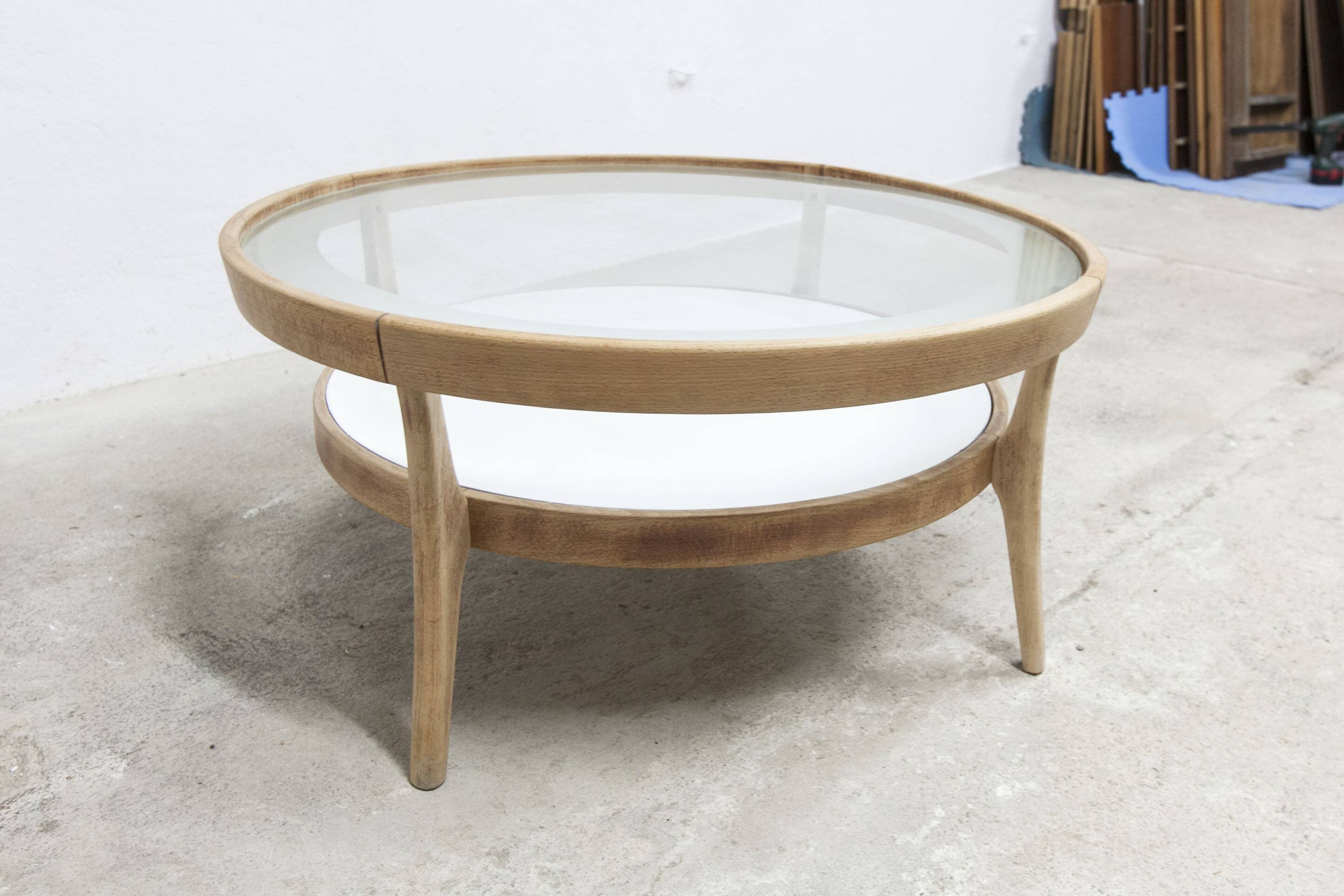 Baumann round coffee table model Dièse 1990