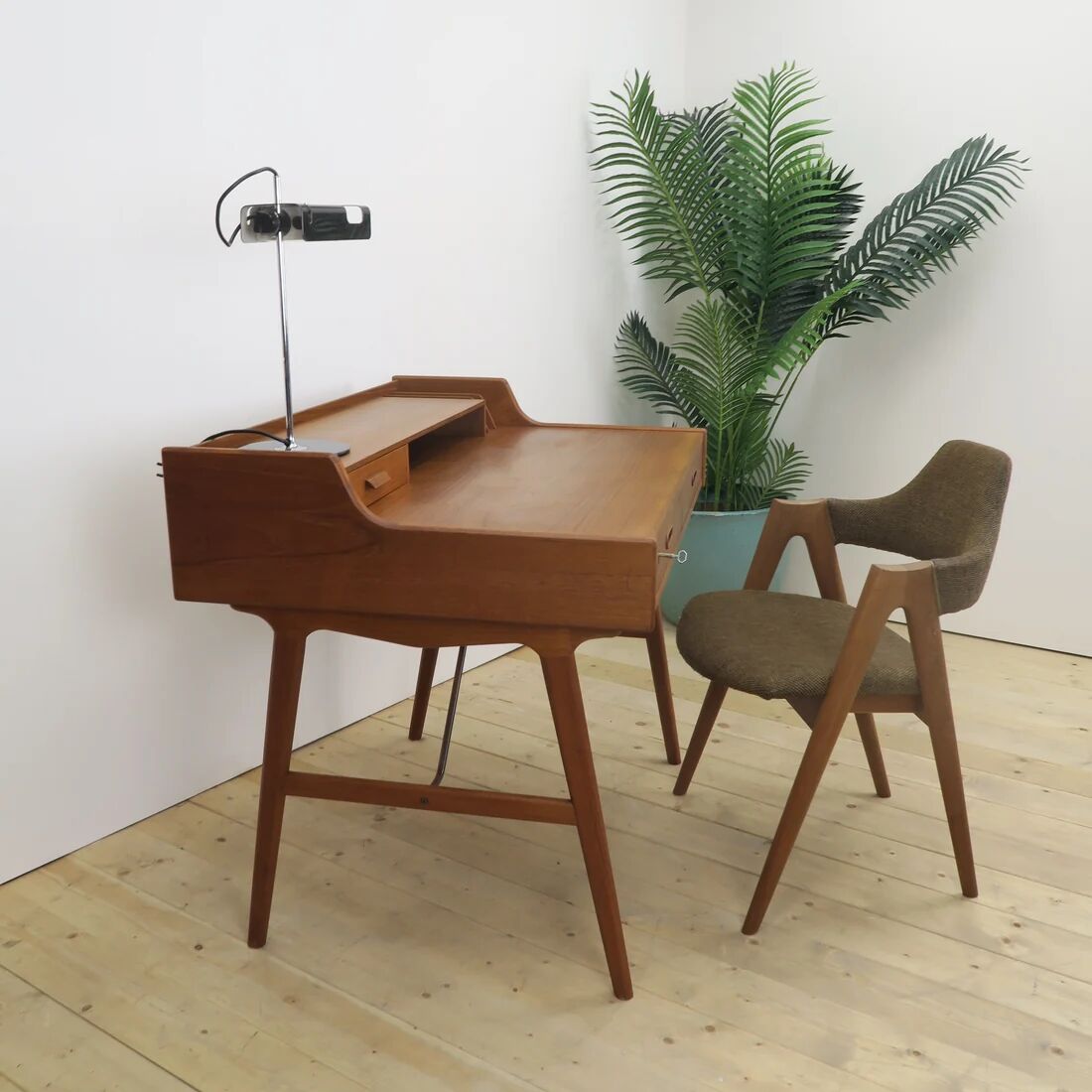 Model 56 desk in teak by Arne Wahl Iversen for Vinde Møbelfabrik, Denmark 1960