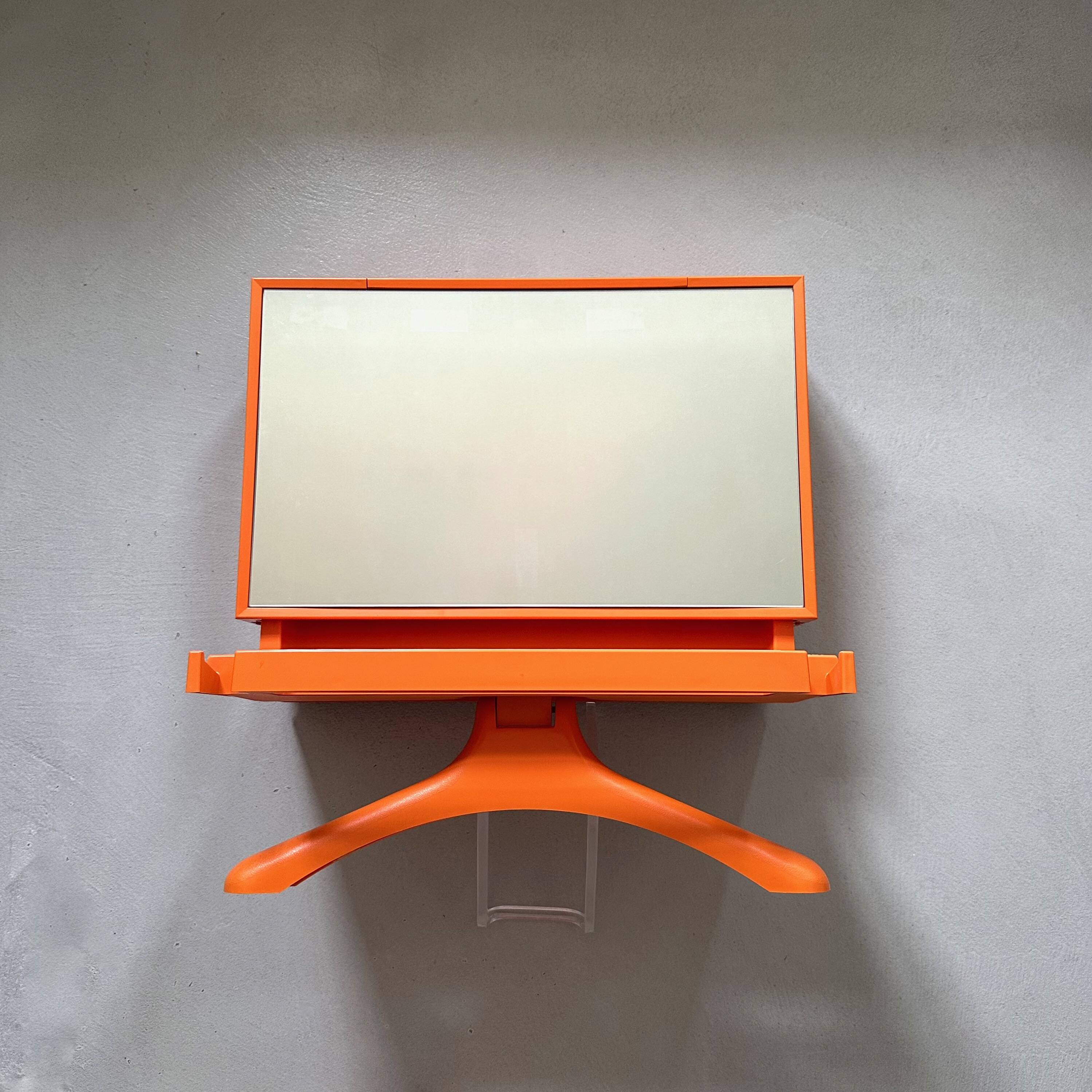 Allibert Paladin A40 orange, meuble mural, penderie, salle de bain space age, miroir vintage, années 70