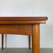 Table à manger en teck danois par Kai Kristiansen années 1960