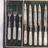 Cuberteria “Charles Boyton”, Victorian Style, Plate and nácar, s. XX – London, Reino Unido