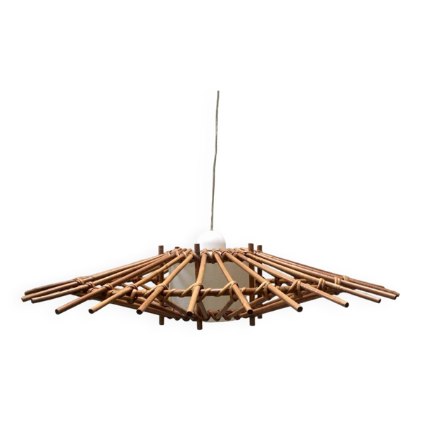 Suspension en rotin — Beyit
