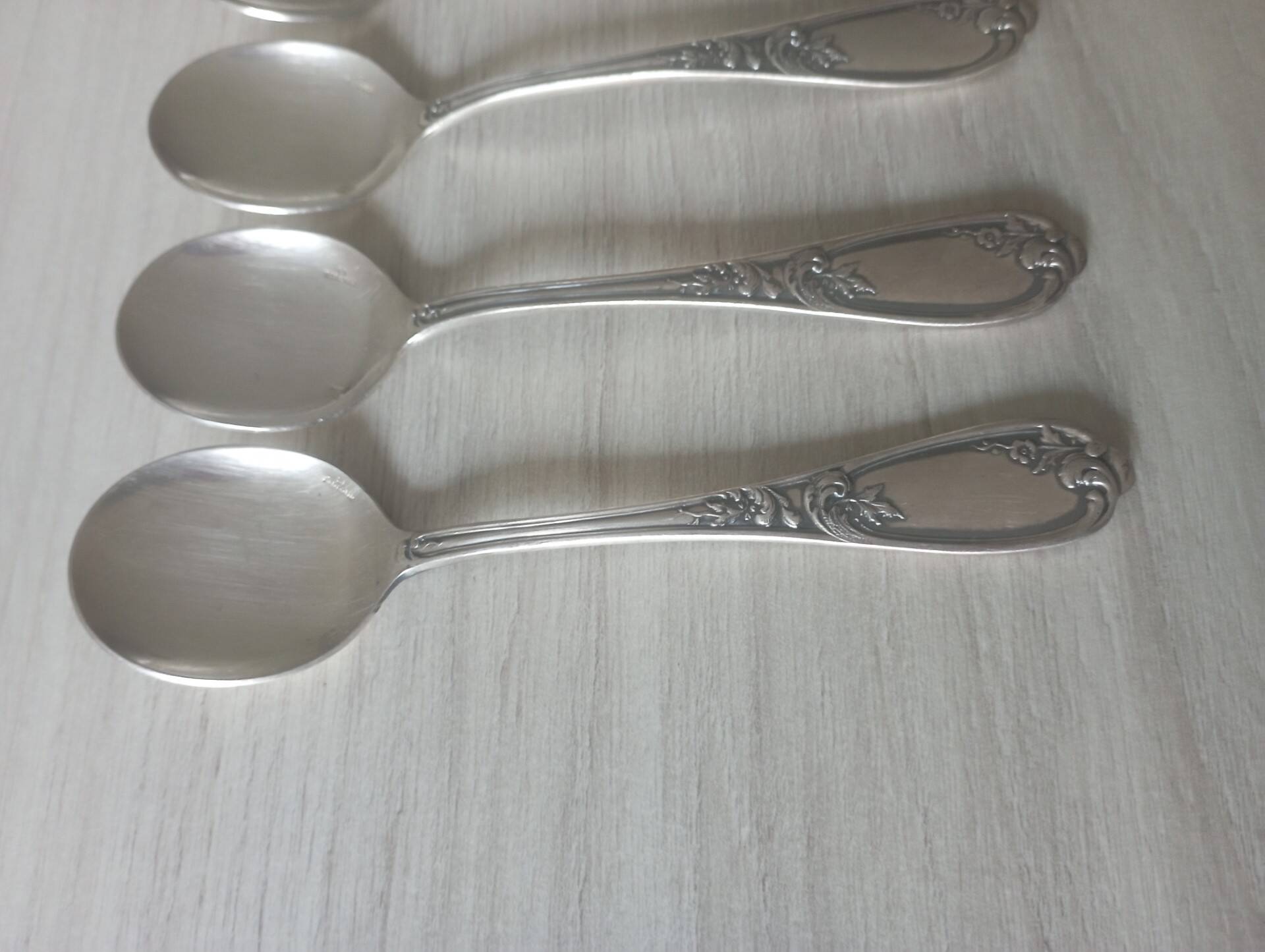 Set of 6 small silver metal spoons