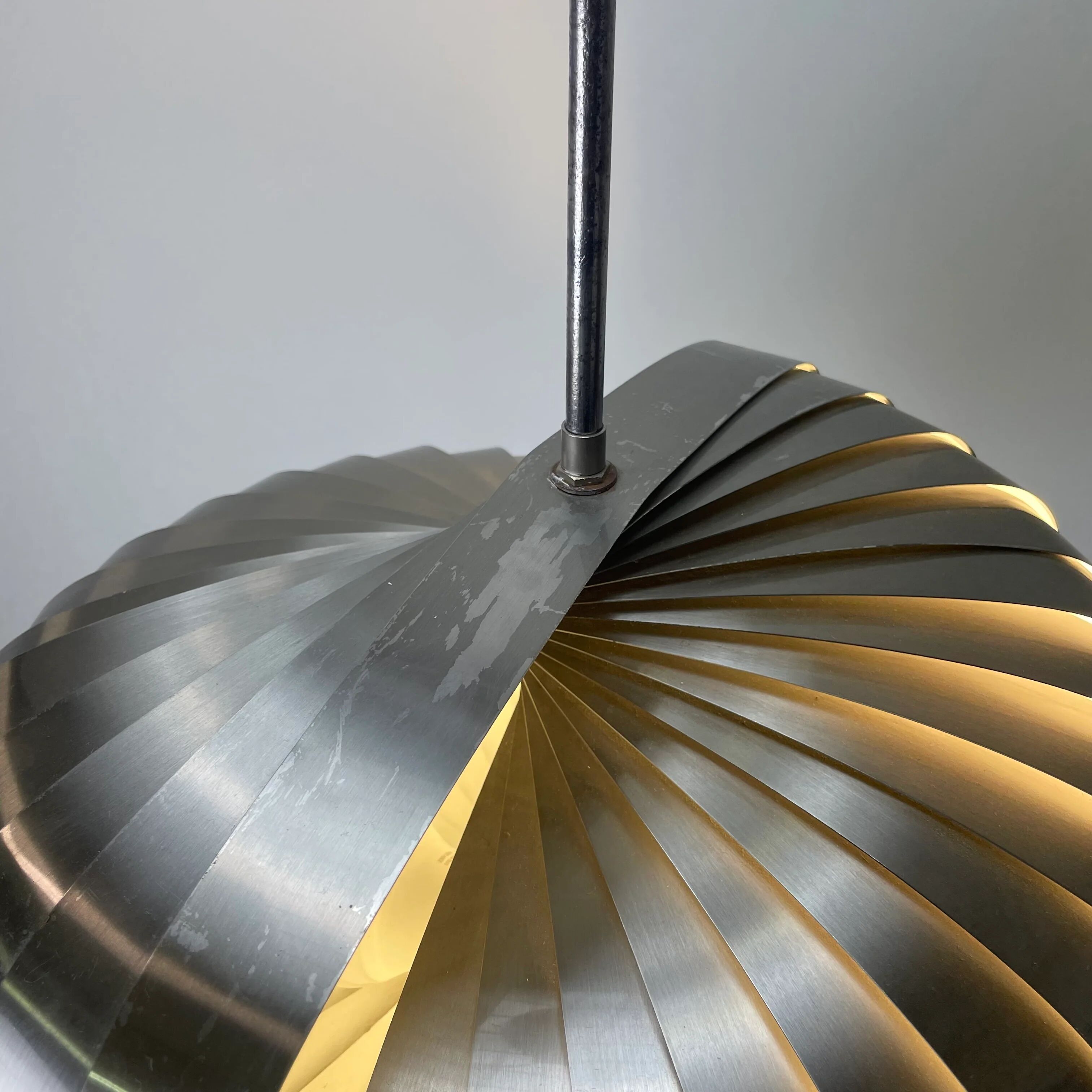 Suspension Spiral Kinetics in the style of Henri Mathieu 1960