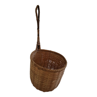 Vintage woven wicker pan