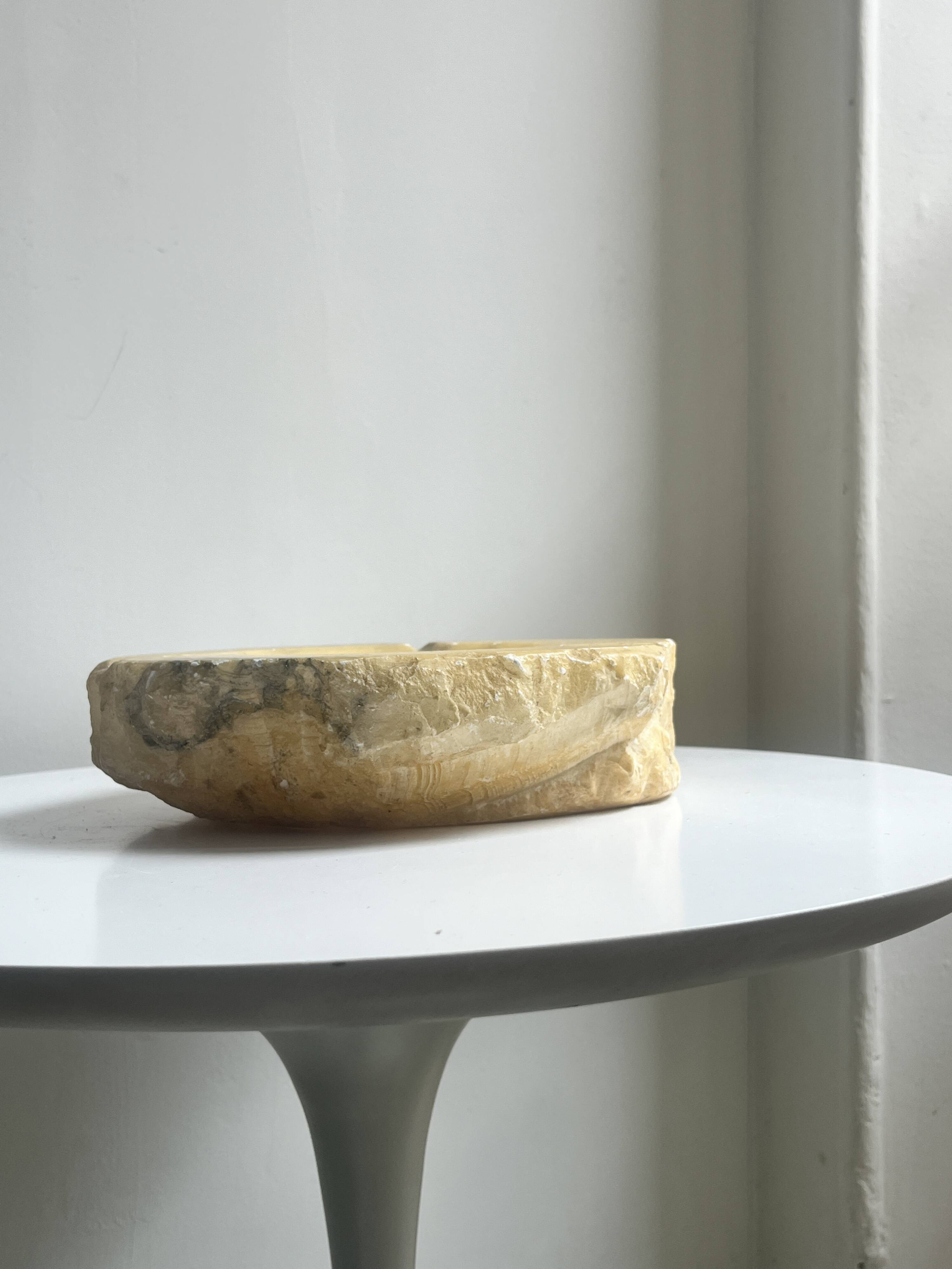 Marble ashtray / pocket tray, raw shape, vintage decor Italy 1950